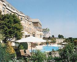 Carlton Club Apartments acomodação