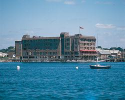 Fairfield Newport at Inn on Long Wharf resort