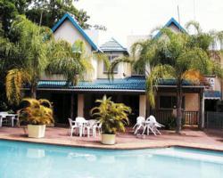 Lake View Cabanas resort