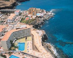 Pearly Grey Ocean Club resort