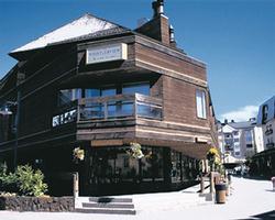 Raintrees Whiski Jack at Whistlerview Whistler resort