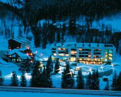 RHC - StreamSide at Vail - Douglas resort