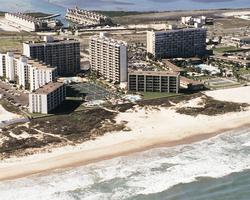 Royale Beach & Tennis Club resort