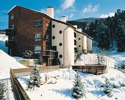 Streamside at Vail - Cedar resort