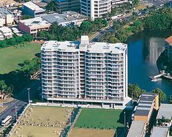 Surfers Plaza Resort resort