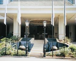 The Luxury Club at LeRoyal Meridien logement